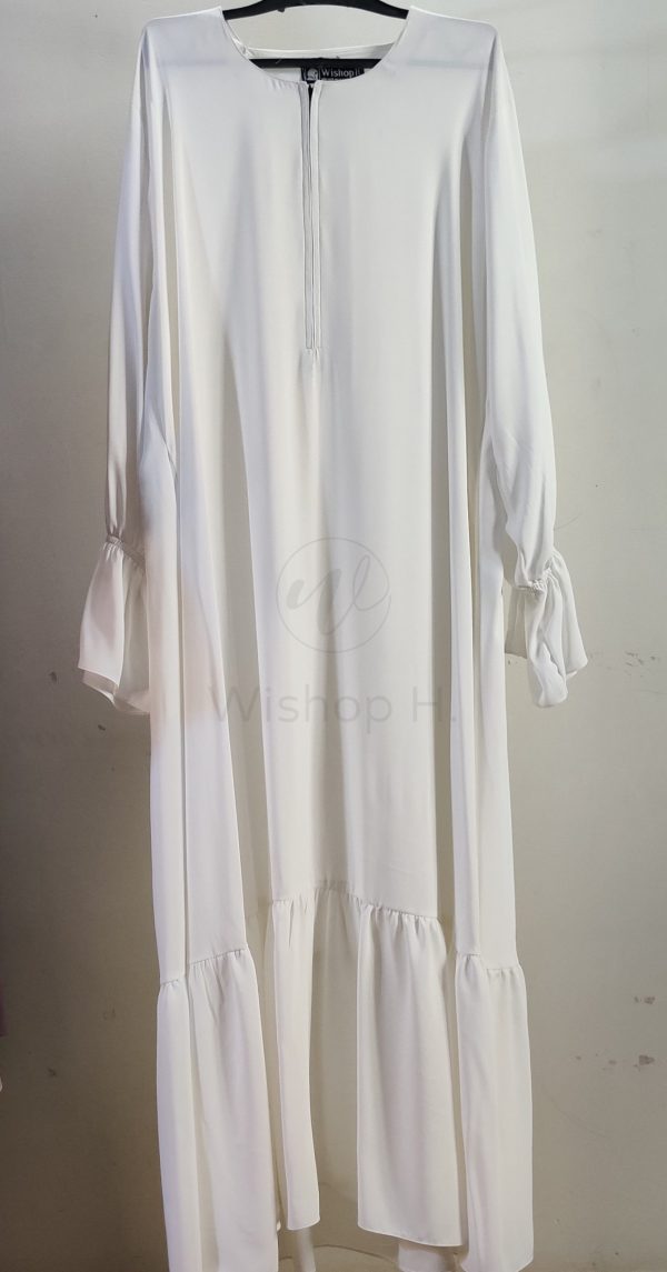 Snow Frill Abaya - Image 5