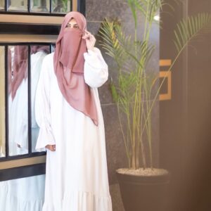 Snow Frill Abaya