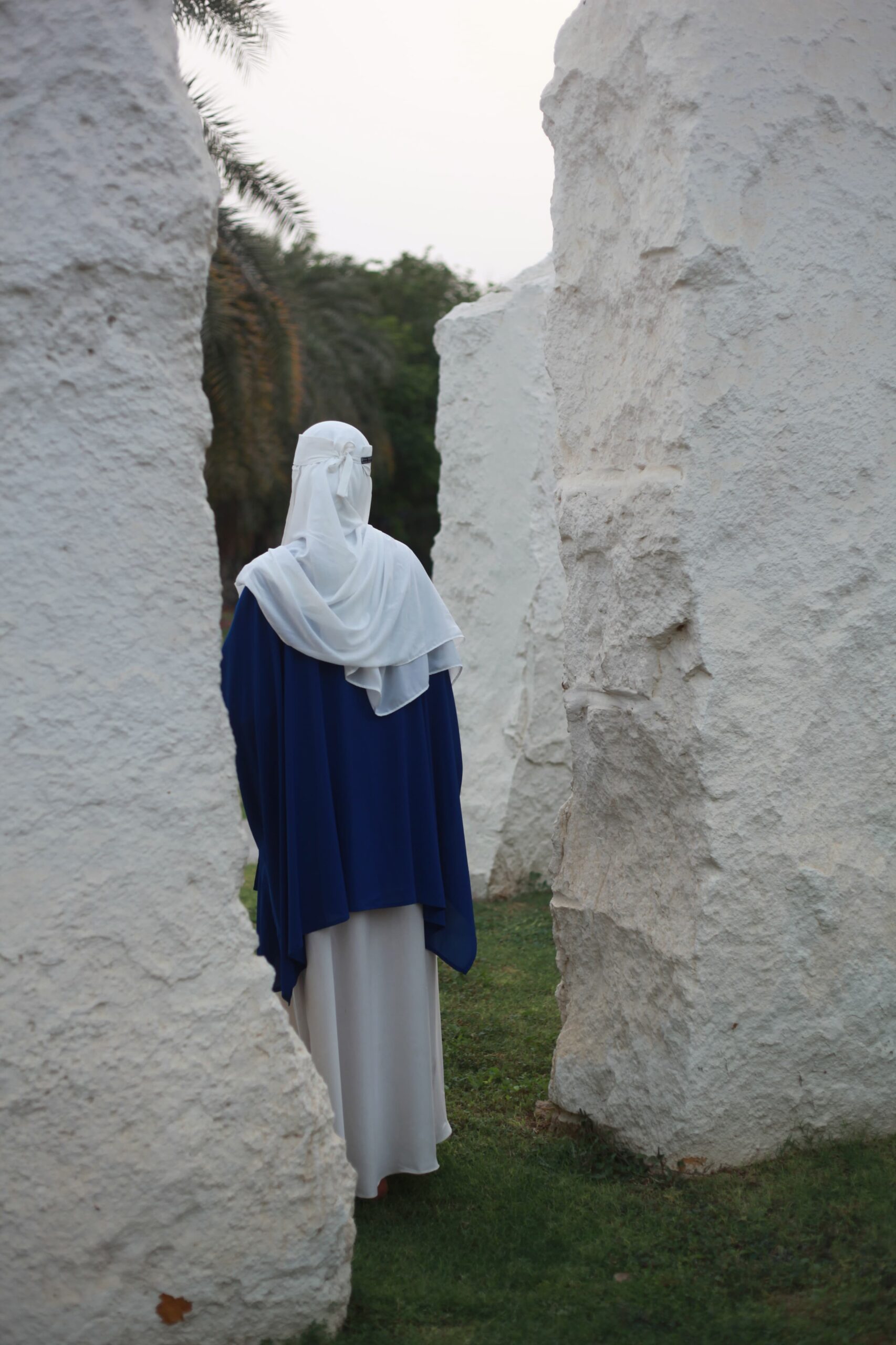 Blue Shrug – Elegant Outer Layer for Modest Wear