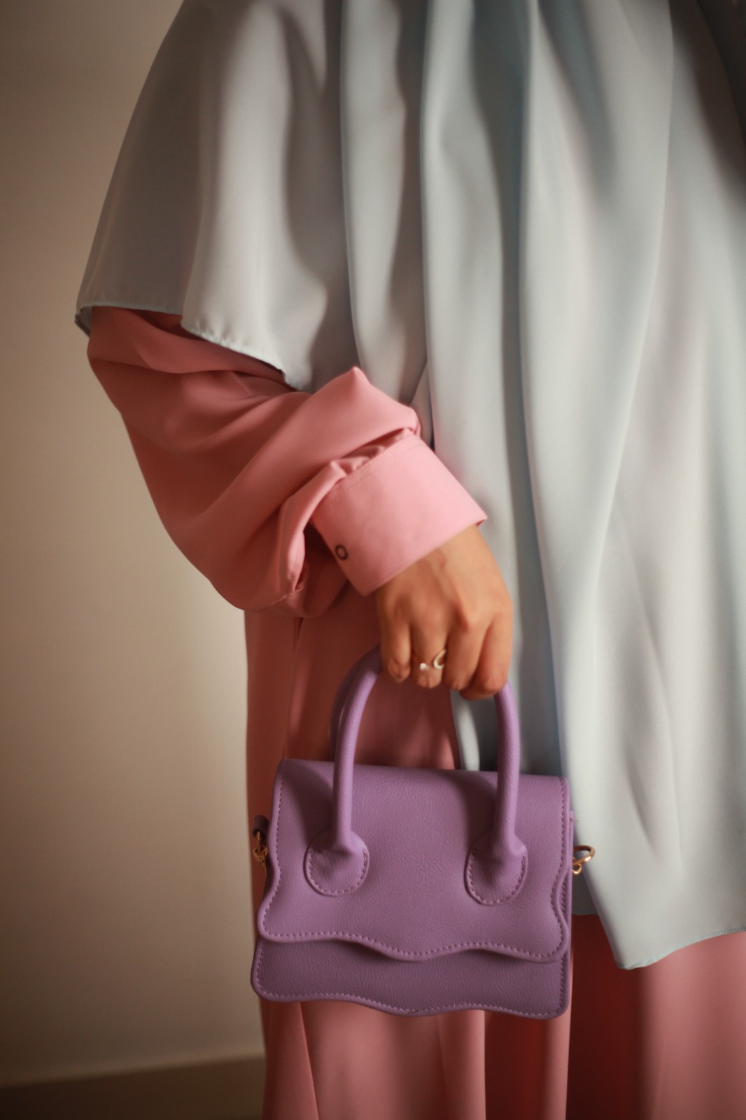 Pastel Pink Everyday Comfort Laser Abaya – Nursing & Wudu Friendly - Image 4