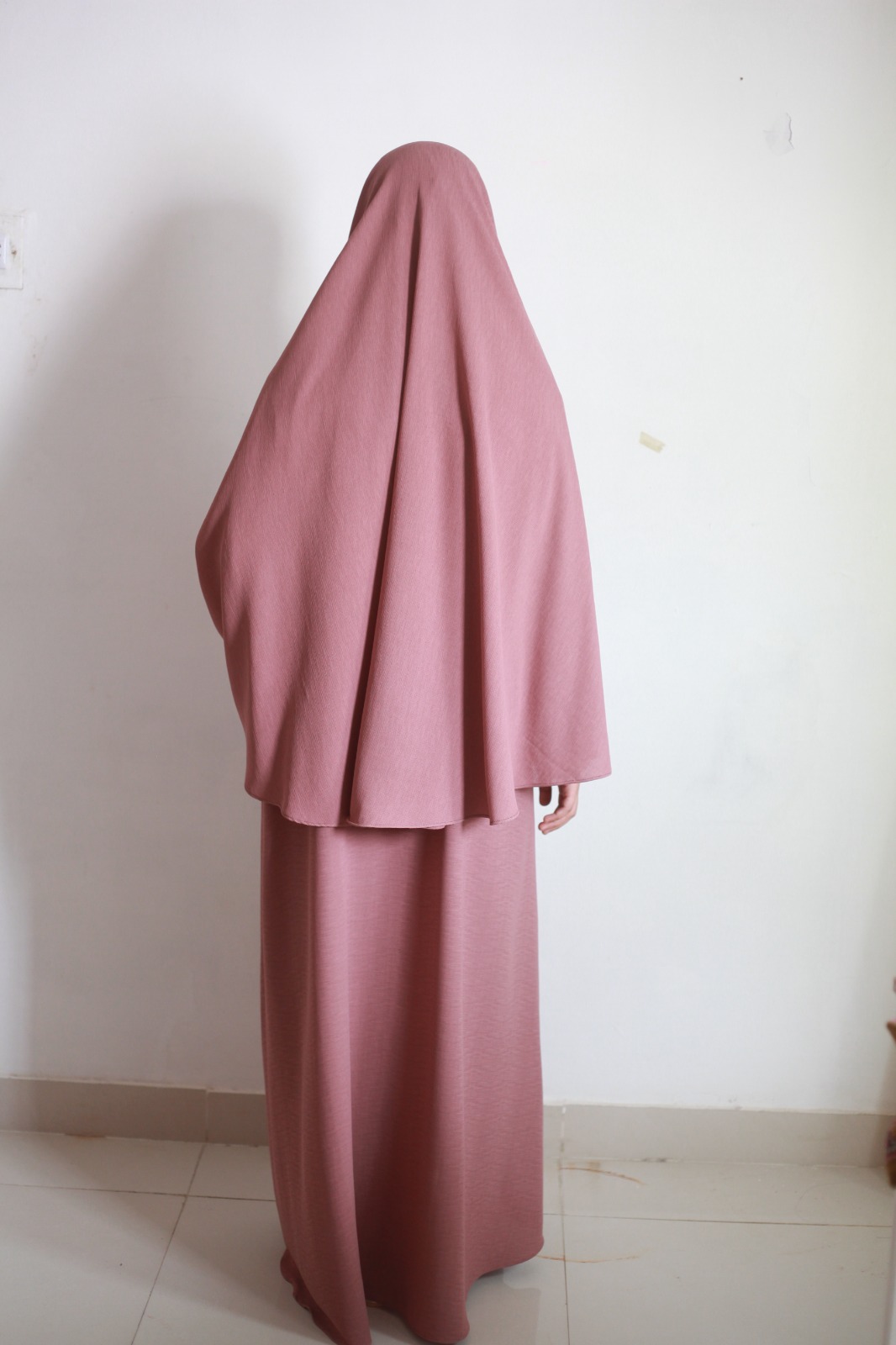 Tea Pink Essential 3-Piece Abaya Set Nursing Friendly & Full Coverage - Image 5